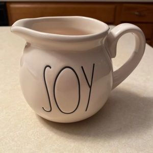 Rae Dunn Soy Creamer Pourer